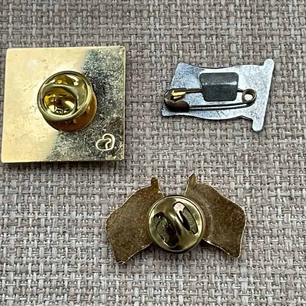 lot of 3 pins US Flag Patriot Pins Vintage Pins